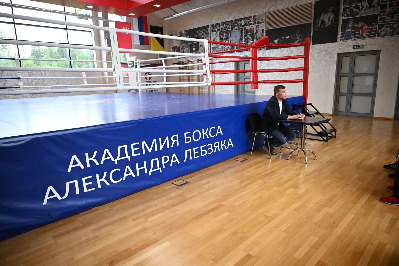 Посетил боксёр-профессионал Григорий Дрозд