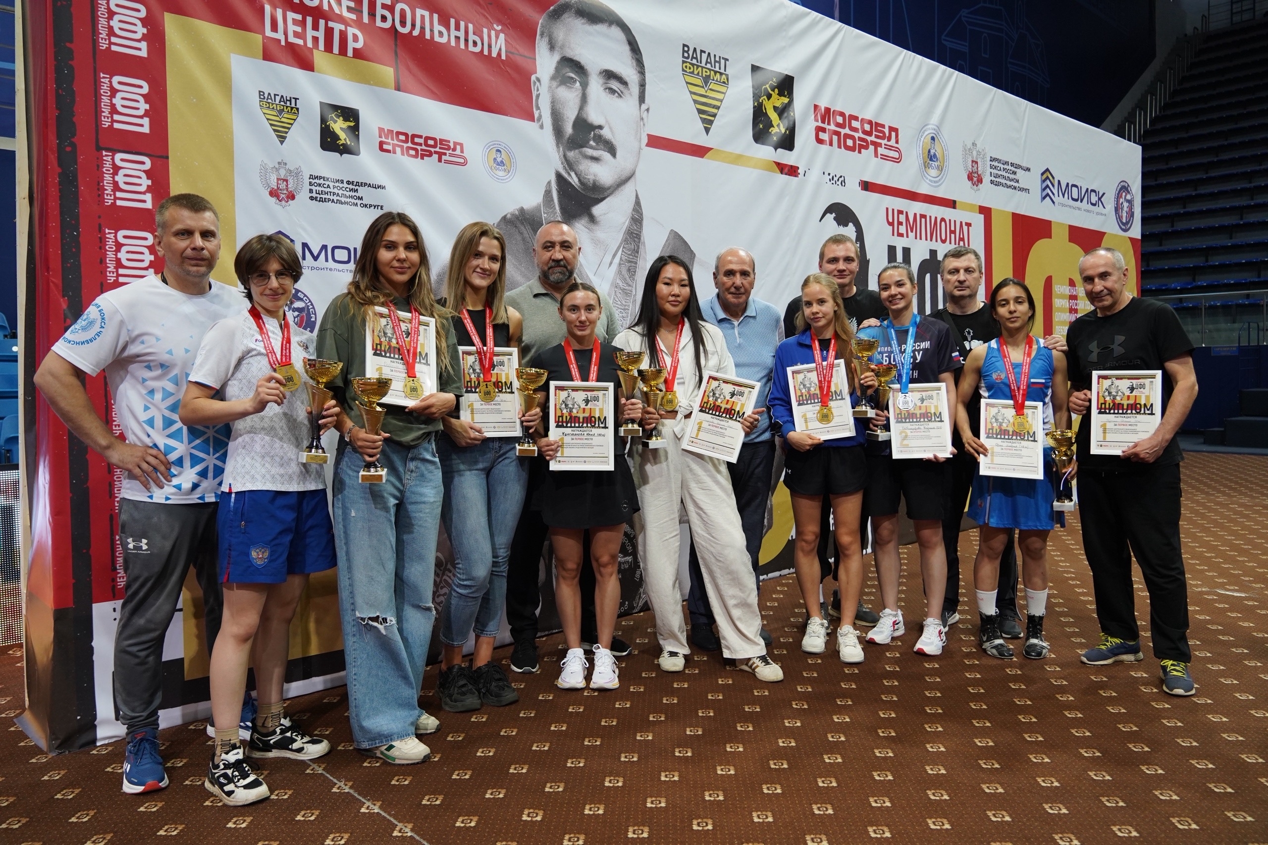 Чемпионат ЦФО России по боксу на призы Олимпийского чемпиона Александра Борисовича Лебзяка среди мужчин и женщин в Химках.