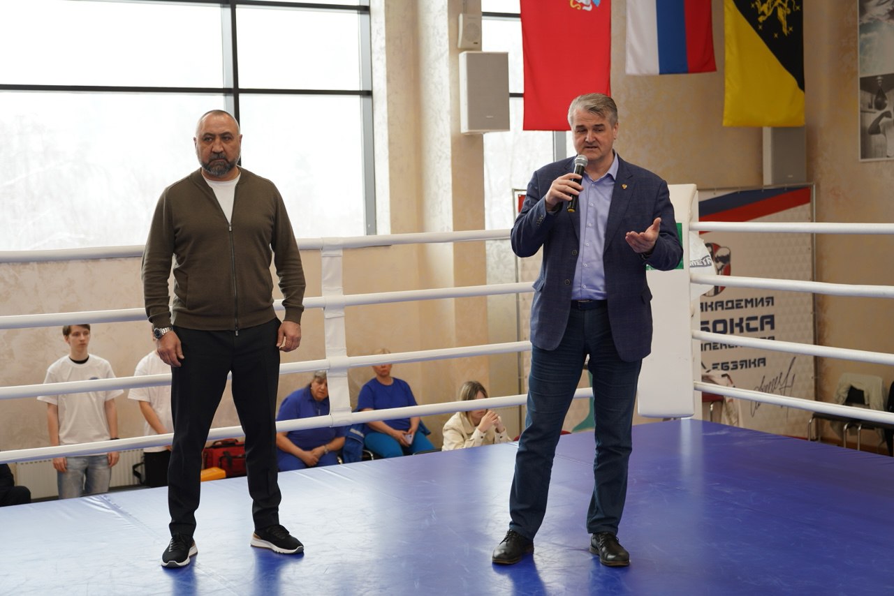 ВСЕРОССИЙСКИЙ турнир по боксу среди юниоров 17-18 лет