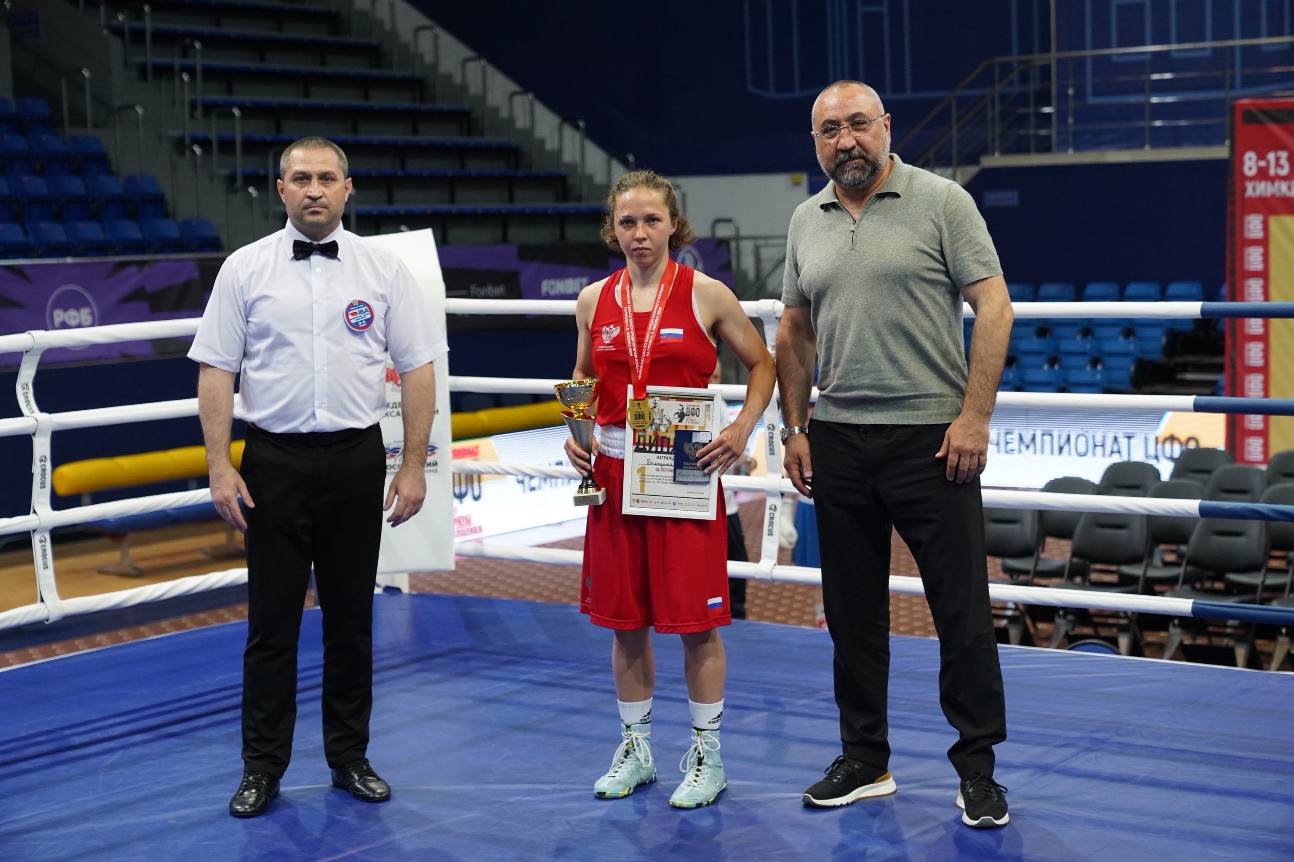 Чемпионат ЦФО России по боксу на призы Олимпийского чемпиона Александра Борисовича Лебзяка среди мужчин и женщин в Химках.